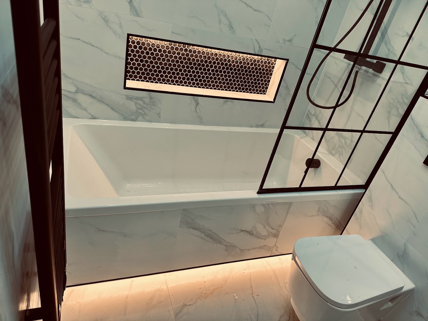 London electrician 23 limited — Photos 4