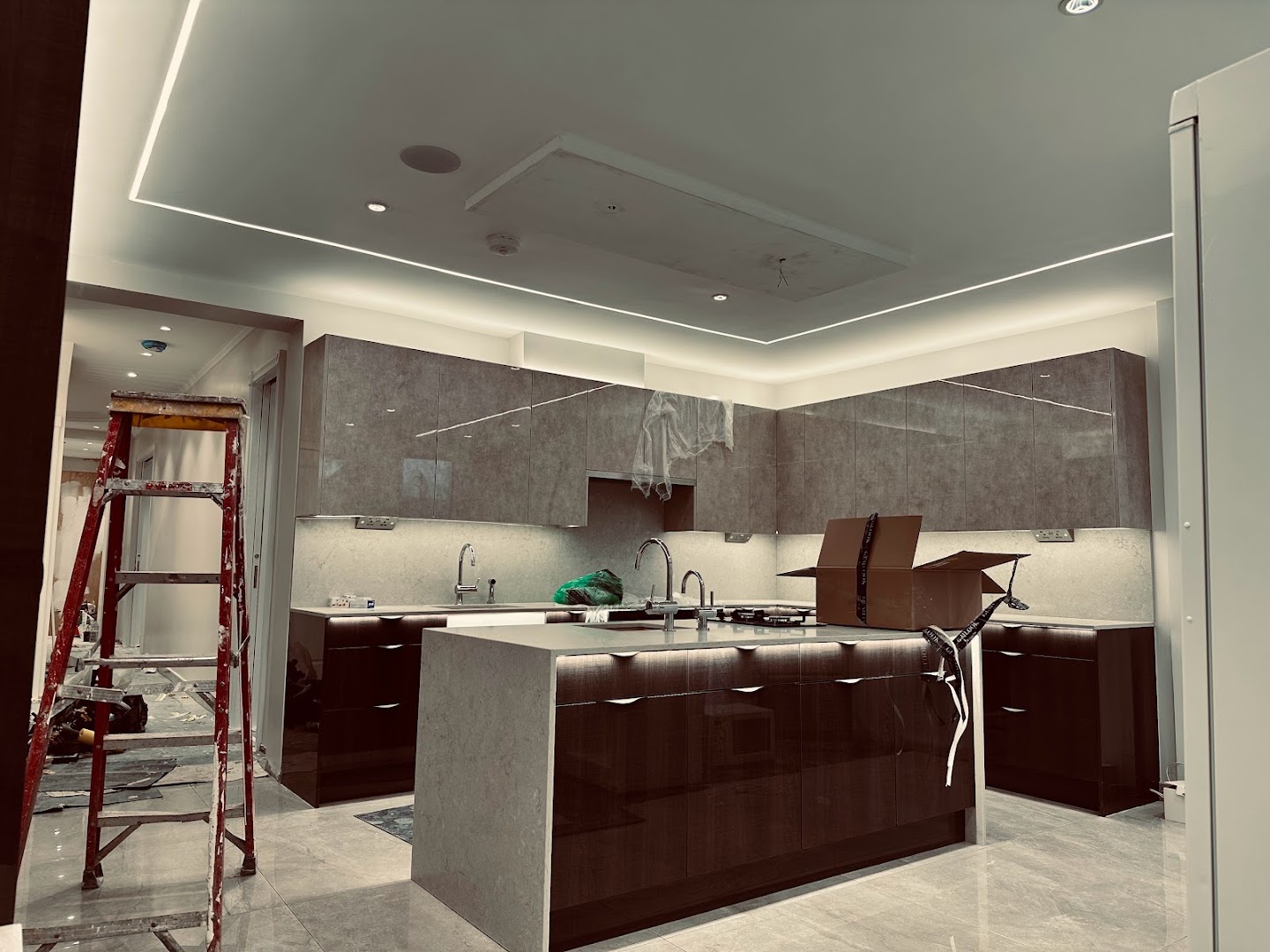 London electrician 23 limited — Photos 1
